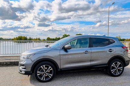 Nissan Qashqai 81.000 km 15.400 &euro; Wallersdorf 94522