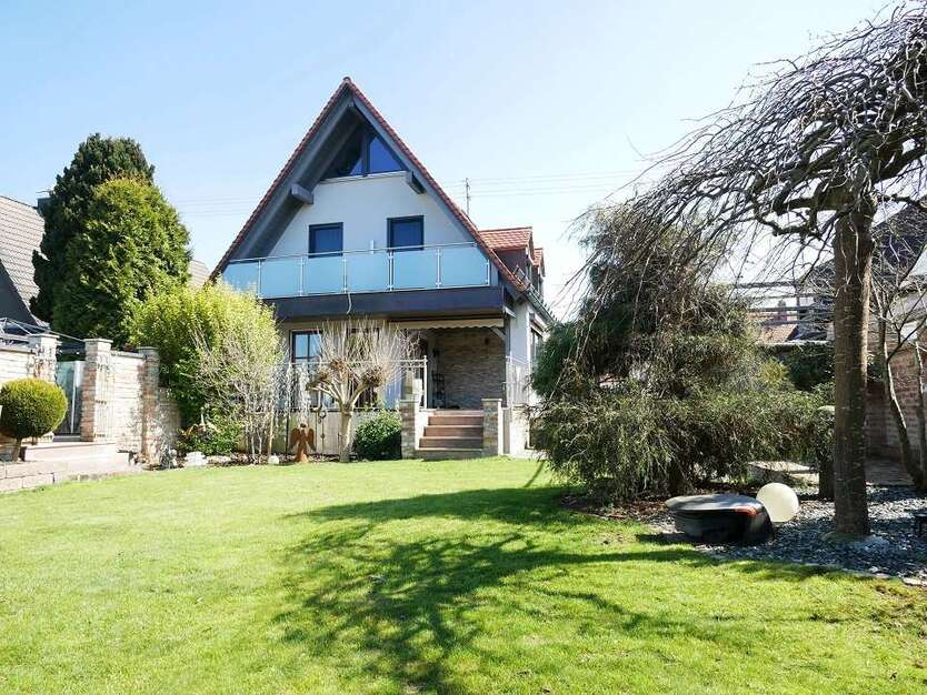 Haus zum Kaufen in Augsburg 890.000 € 202 m²