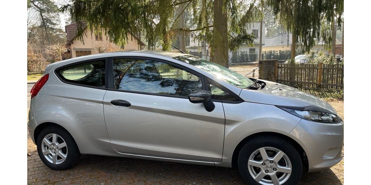 Ford Fiesta 175.000 km 3.200 &euro; Hoppegarten 15366