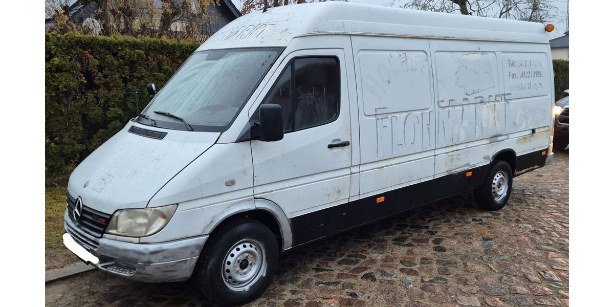 Mercedes-Benz Sprinter 817.000 km 2.599 &euro; Löwenberger Land OT Teschendorf 16775