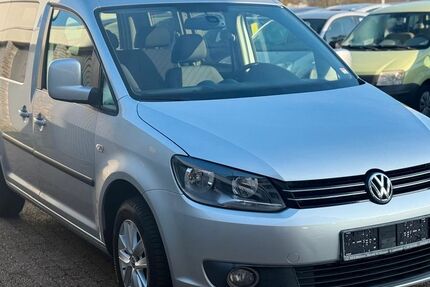 VW Caddy 141.850 km 5.190 &euro; Mönchengladbach 41239