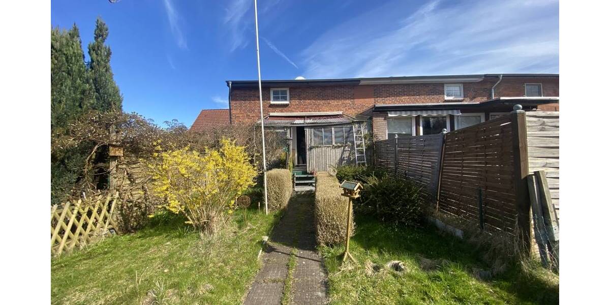 Reihenmittelhaus Schönberg - 4 Zimmer, 86 m&sup2;, 145.000&euro; | Angebot:26247484