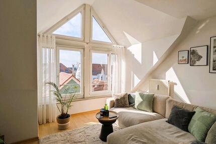 helle, zentrale 2,5 ZKB DG Whg inkl TG Stellplatz in Bobingen