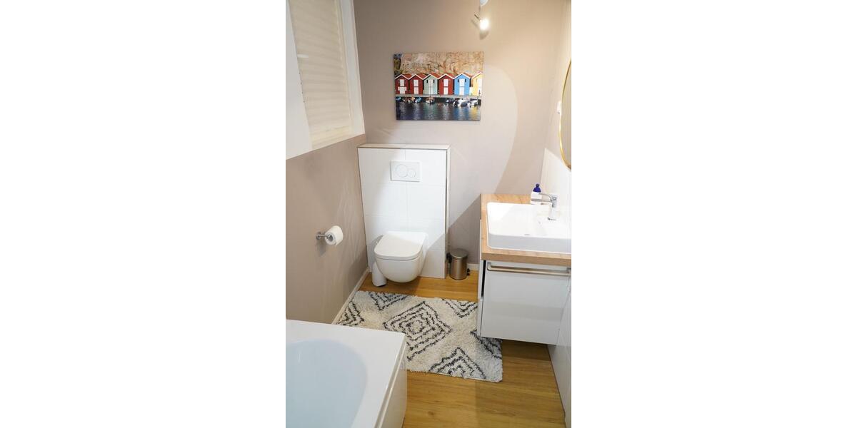 Erdgeschoßwohnung Starnberg - 4 Zimmer, 120 m&sup2;, 2.390&euro; | Angebot:24842132