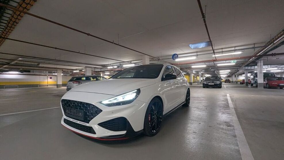 i30