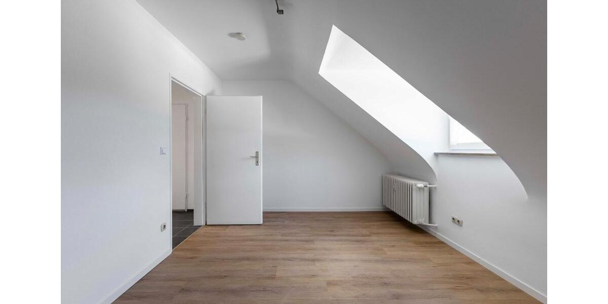 Dachgeschoßwohnung Mertesdorf - 2 Zimmer, 32 m&sup2;, 420&euro; | Angebot:26676355
