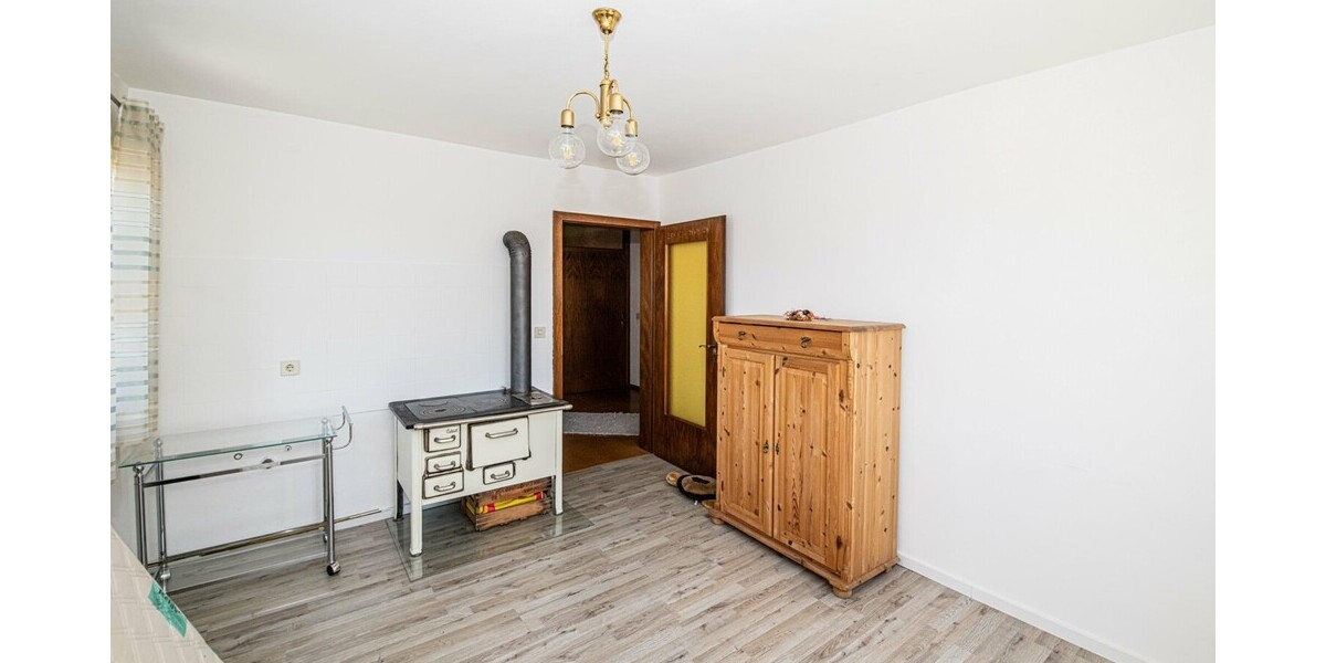 Top gepflegtes Ein- bis Zweifamilienhaus im Landhausstil in absolut ruhiger Lage - Einfamilienhaus Willmering / Geigen Geigen | Angebot:24605759