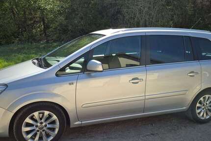 Opel Zafira 201.500 km 4.499 &euro; Rangendingen 72414