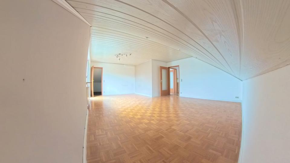 Einfamilienhaus Büdingen - 8 Zimmer, 178 m&sup2;, 395.000&euro; | Angebot:27084213
