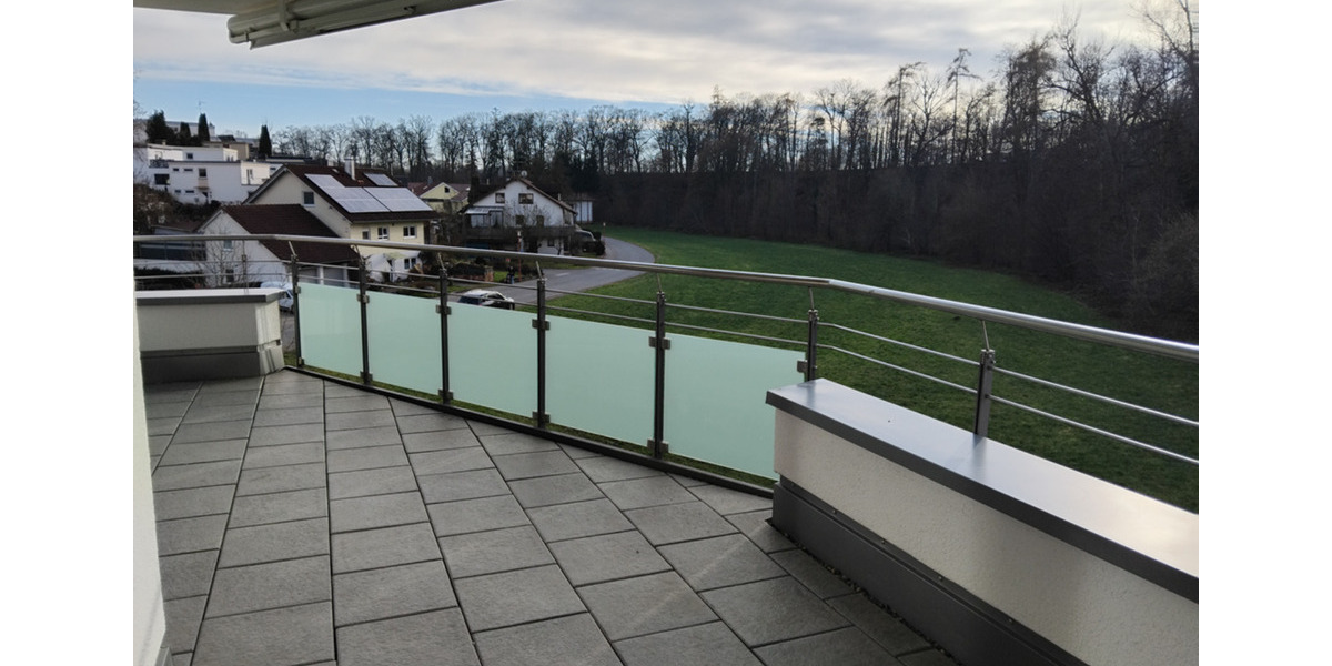 Komfortable und barrierefreie 2,5 Zimmer Penthouse-WHG mit EBK und TG-Stellplatz zu vermieten! 2 zimmer