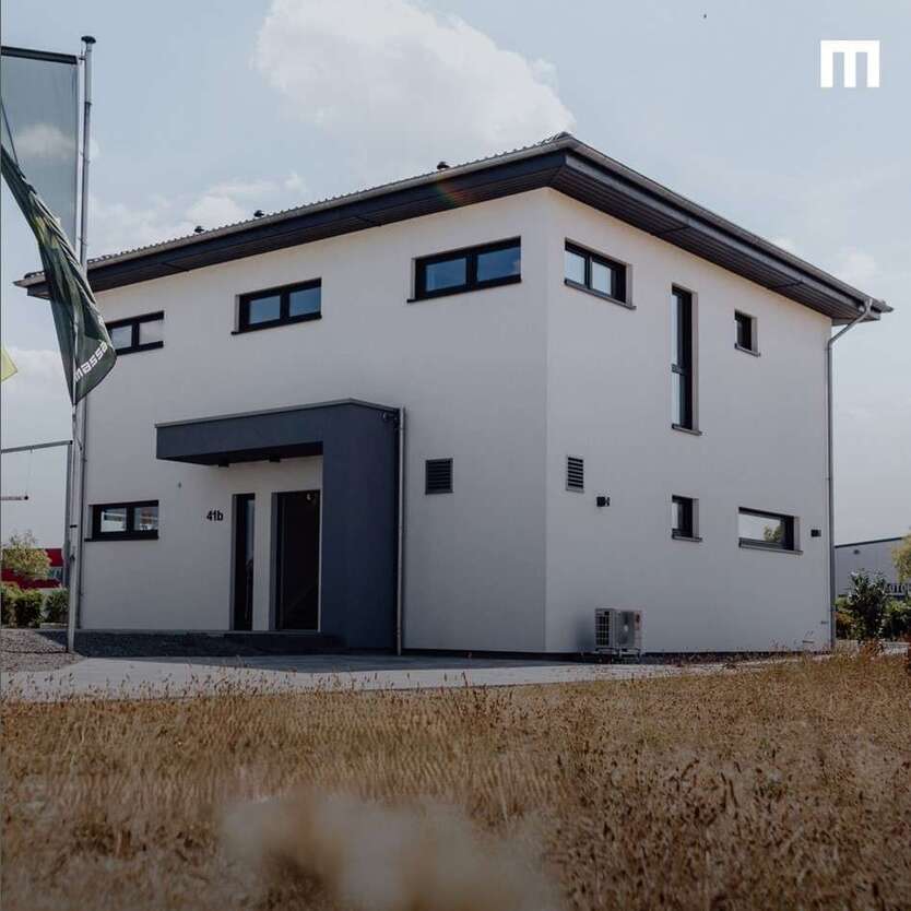 Haus zum Kaufen in Daun 450.959 € 210 m²