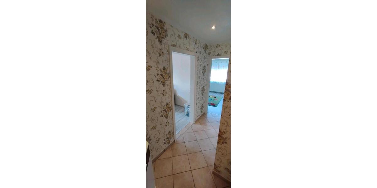 Maisonettenwohnung Essen (Oldenburg) - 7 Zimmer, 200 m&sup2;, 249.500&euro; | Angebot:23702848
