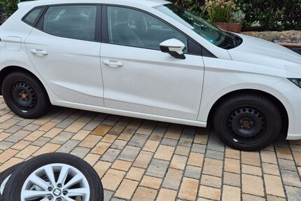 Seat Ibiza 28.000 km 13.900 € Dresden 01328