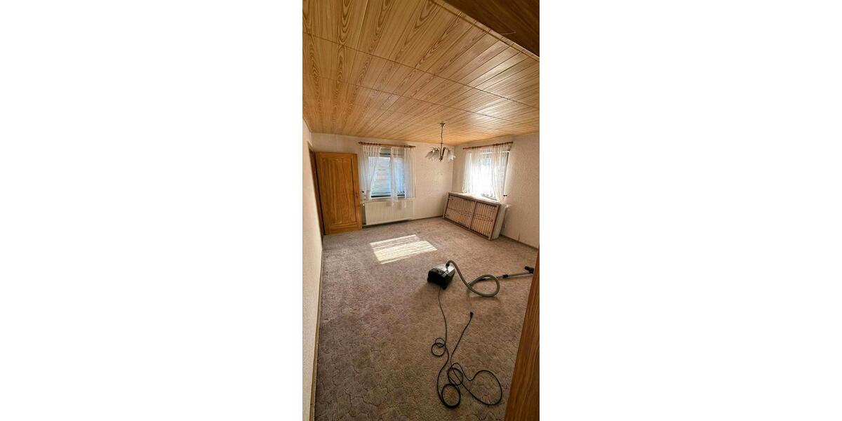 Einfamilienhaus Bischofswerda - 4 Zimmer, 90 m&sup2;, 79.000&euro; | Angebot:26962793