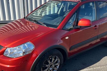 Suzuki SX4 153.000 km 3.299 &euro; Berlin 12057