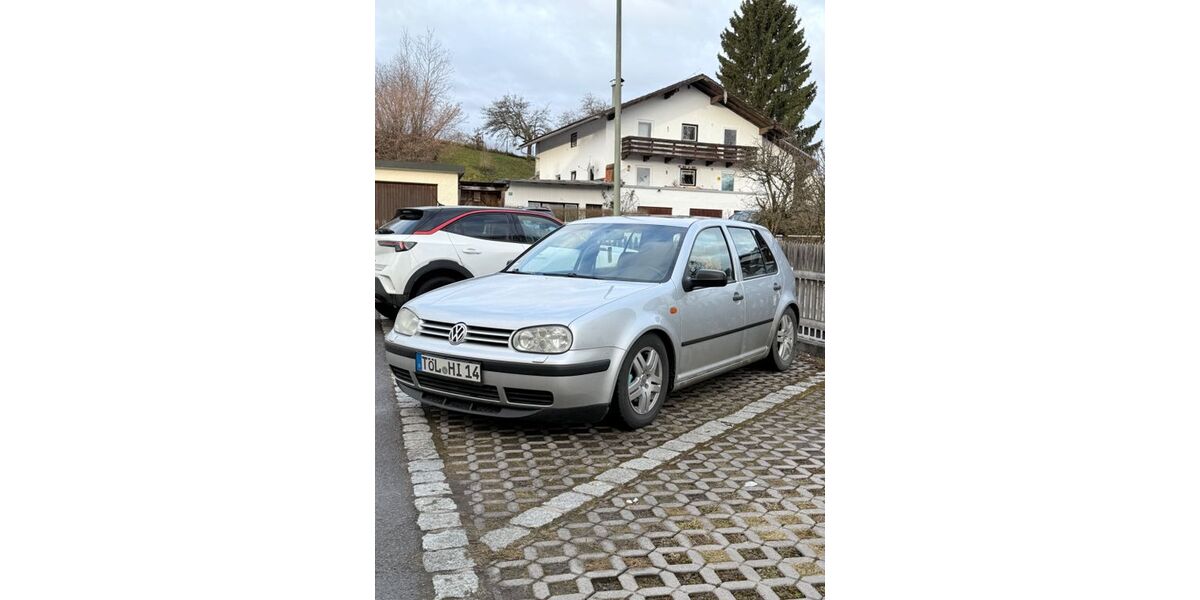 VW Golf 293.000 km 1.700 &euro; Rottach Egern 83700