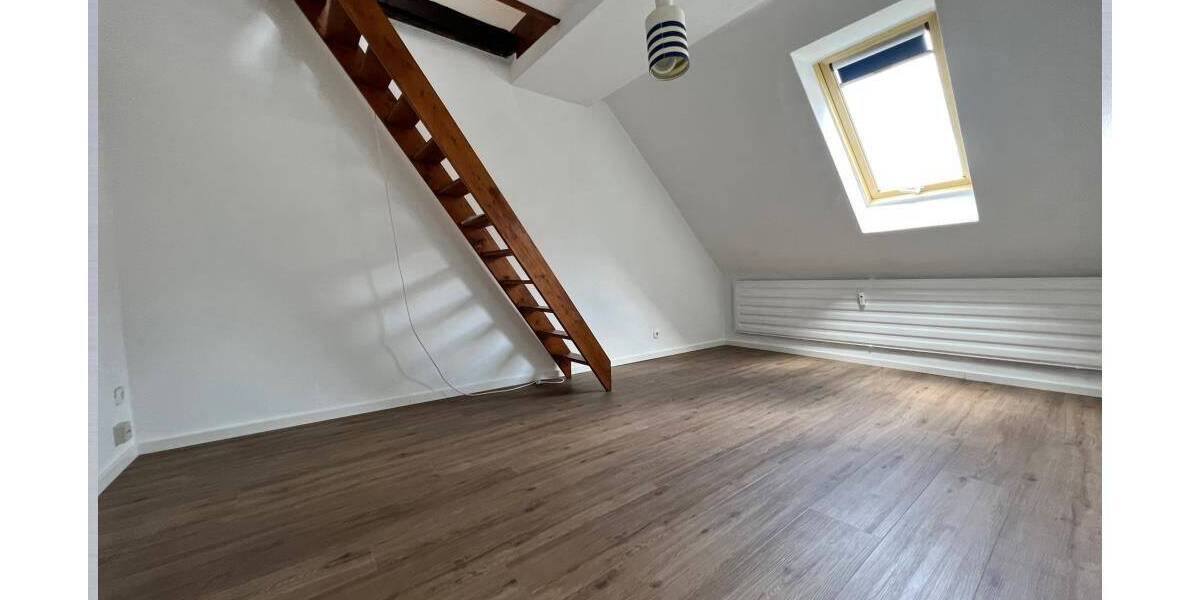 Etagenwohnung Stuttgart West - 2 Zimmer, 32 m&sup2;, 800&euro; | Angebot:26843660