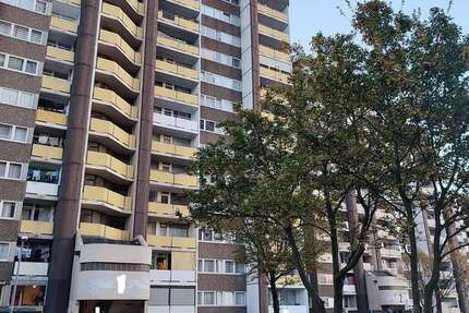 Wohnung zum Kaufen in Köln 84.900 € 64.6 m²