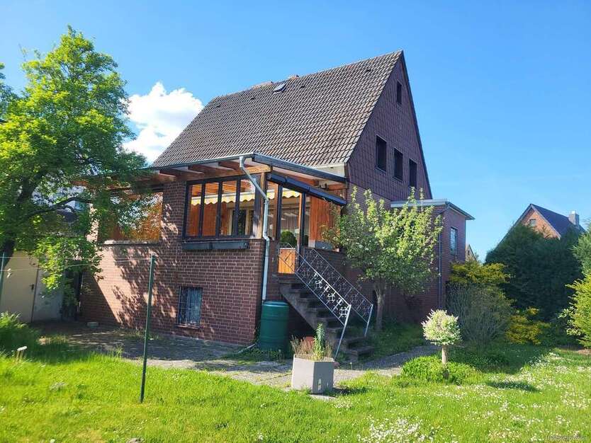Haus zum Kaufen in Gifhorn 210.000 € 109.09 m²