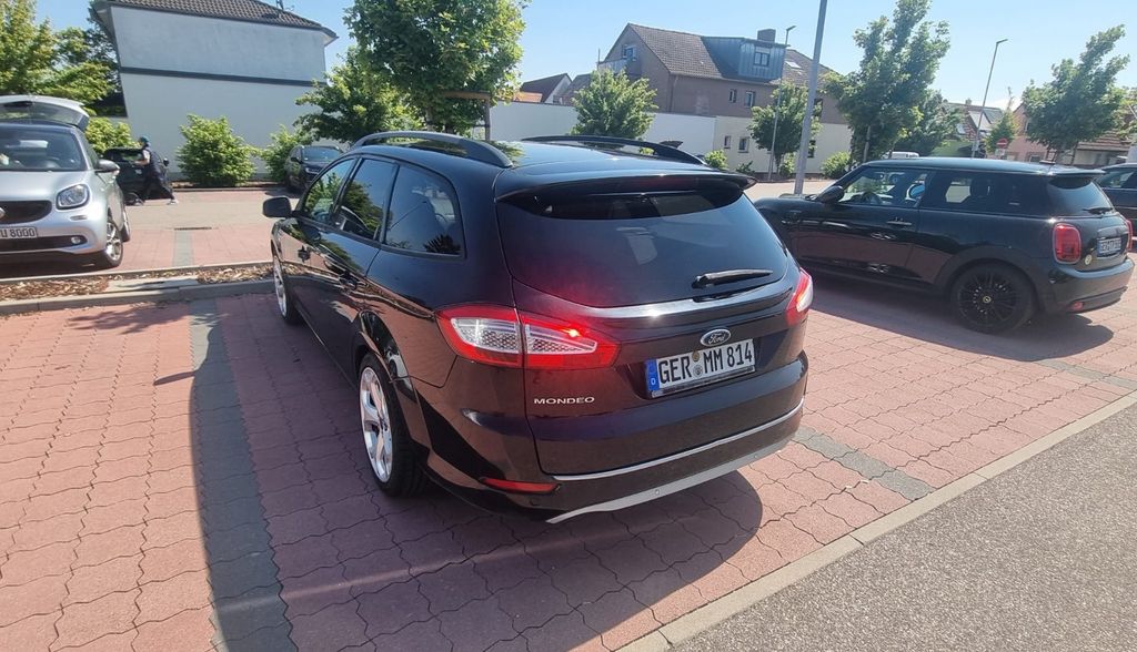 Ford Mondeo 154.000 km 4.999 &euro; Karlsruhe 76189