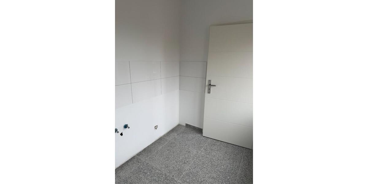Etagenwohnung Ludwigshafen am Rhein Ludwigshafen-Hemshof - 2 Zimmer, 45 m&sup2;, 165.000&euro; | Angebot:25987136