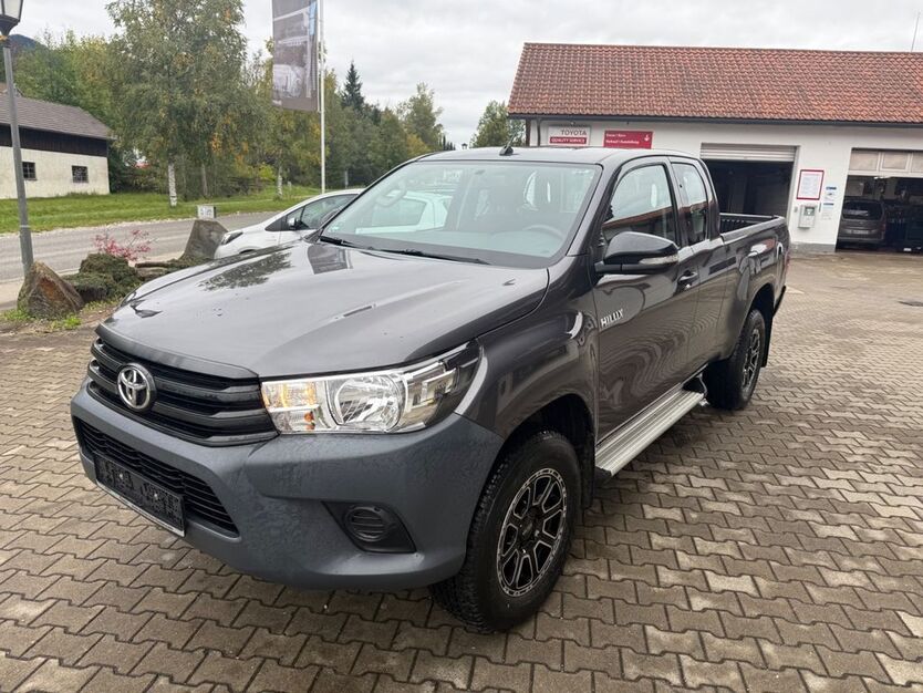 Toyota Hilux 44.000 km 23.490 € Bad Bayersoien 82435