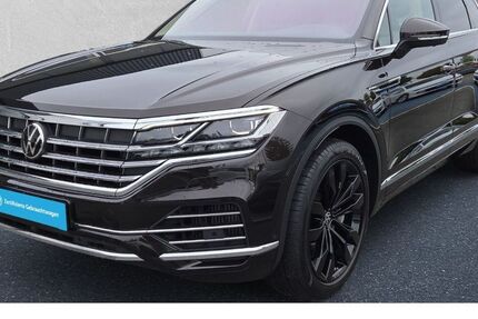 VW Touareg 63.214 km 48.497 &euro; Bergen 29303