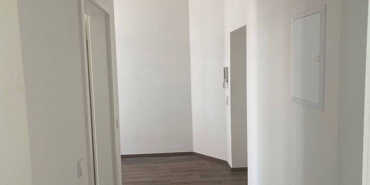 Zimmer Halle (Saale) Innenstadt - 1 Zimmer, 36 m&sup2;, 310&euro; | Angebot:26376800