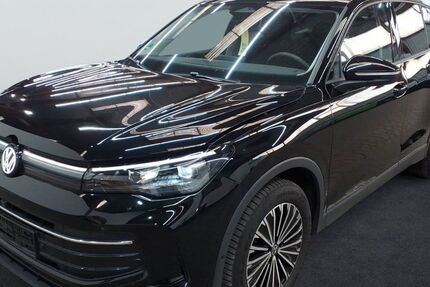 VW Tiguan 22.300 km 29.999 &euro; Fulda 36043