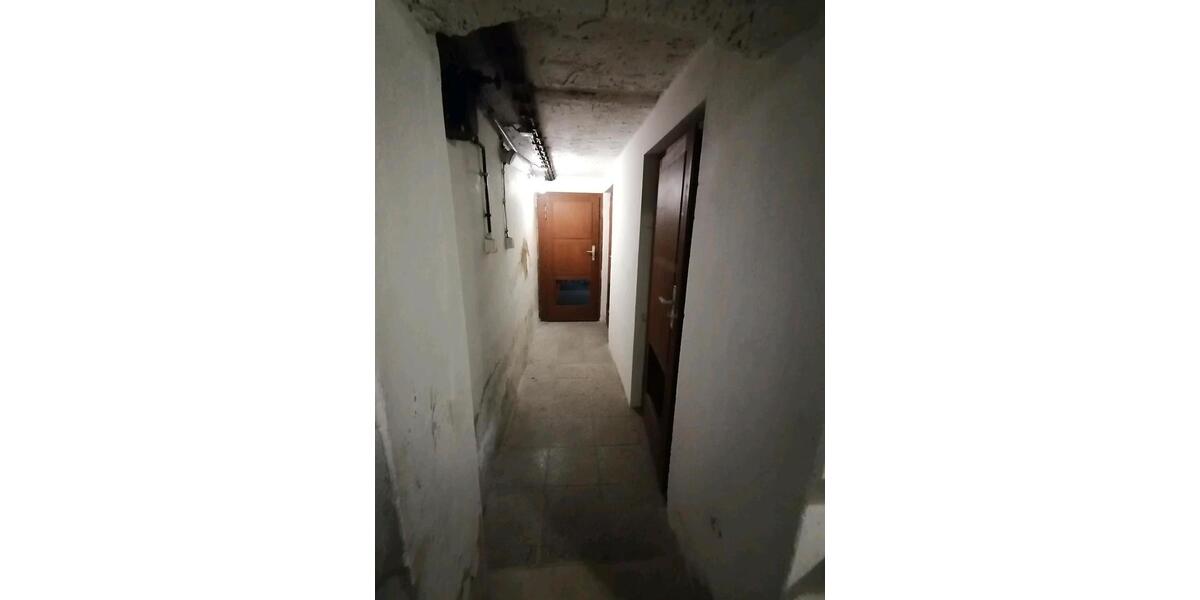 Mehrfamilienhaus, Wohnhaus Ellefeld - 19 Zimmer, 300 m&sup2;, 117.500&euro; | Angebot:26802707