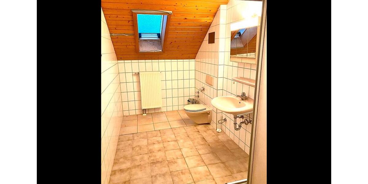 Einfamilienhaus Schleusegrund - 23 Zimmer, 1.600 m&sup2;, 280.000&euro; | Angebot:27103267