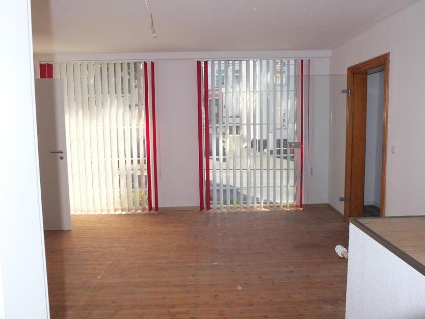 Wunderbar individuelle und angenehme Büro-Servicefläche in Solingen-Wald! zimmer