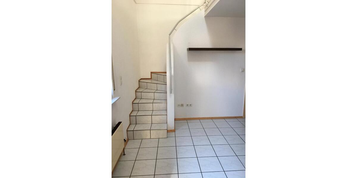 Etagenwohnung Lingenfeld - 1.5 Zimmer, 30 m&sup2;, 440&euro; | Angebot:26461300