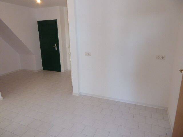 Zimmer Chemnitz Kappel - 4 Zimmer, 83 m&sup2;, 440&euro; | Angebot:25985930