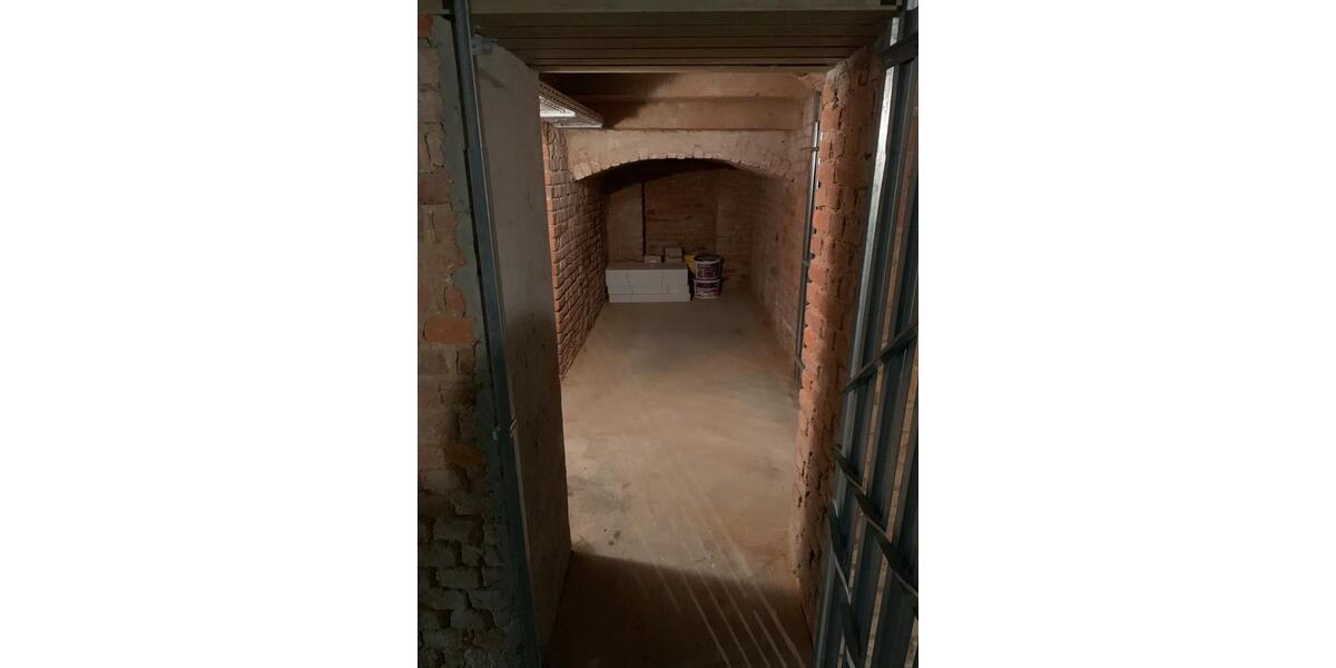 Dachgeschoßwohnung Chemnitz Kapellenberg - 3.5 Zimmer, 77 m&sup2;, 135.000&euro; | Angebot:25404114