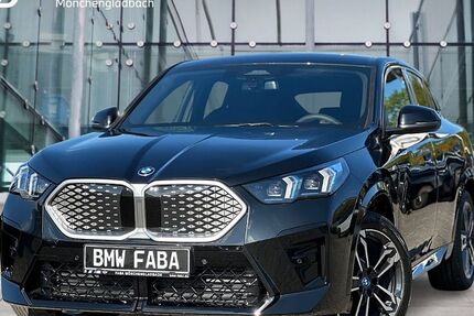 BMW iX2 1.001 km 49.690 &euro; Mönchengladbach 41066