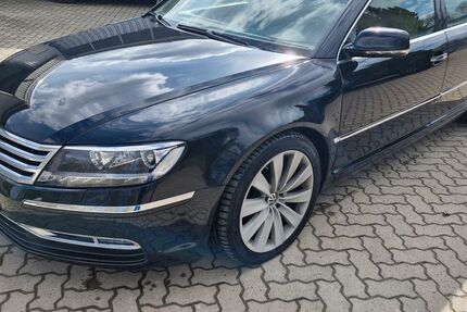 VW Phaeton 242.000 km 9.500 &euro; Kalletal 32689