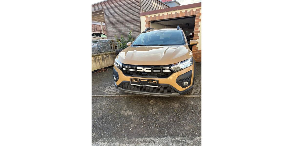 Dacia Sandero 3.000 km 18.600 &euro; Fritzlar 34560