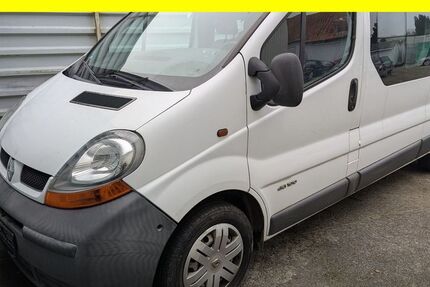 Renault Trafic 215.049 km 4.650 &euro; Lübeck 23556