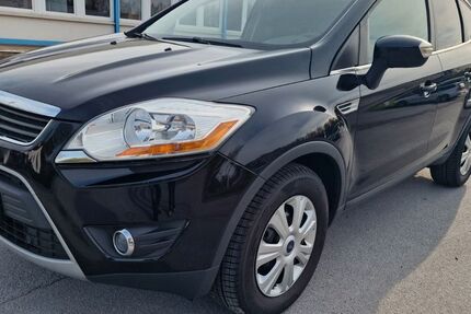 Ford Kuga 118.023 km 7.900 &euro; Soest 59494