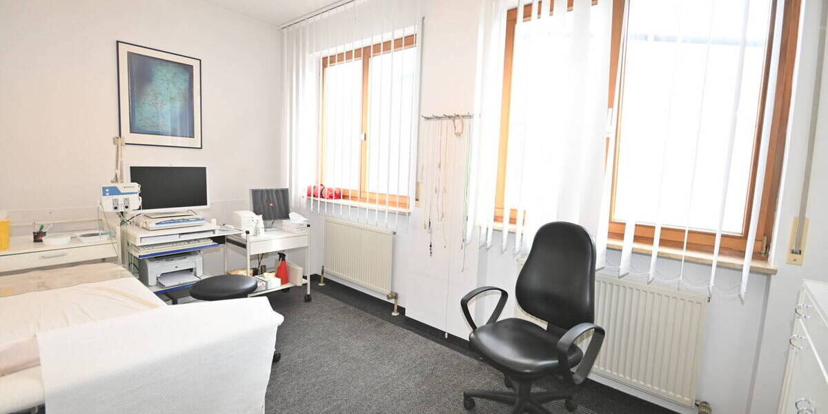 Gewerbeobjekt Neumarkt in der Oberpfalz Neumarkt - 6 Zimmer, 199.000&euro; | Angebot:26154432
