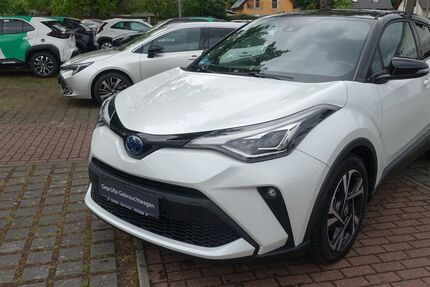 Toyota C-HR 41.924 km 22.950 &euro; Berlin 13403