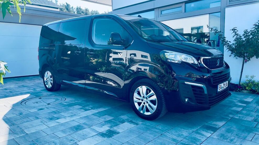 Peugeot Traveller 283.500 km 14.590 € Pettstadt 96175