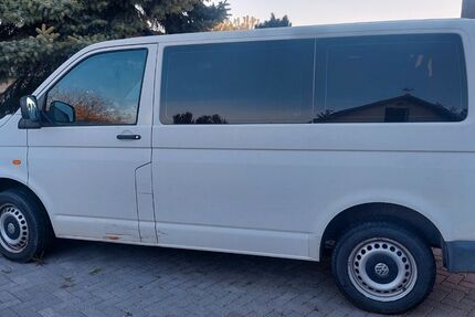 VW T5 Caravelle 100.000 km 6.900 &euro; Leisnig 04703