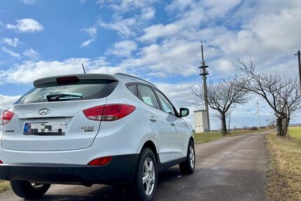 Hyundai ix35 158.000 km 5.799 &euro; Weißenfels 06667