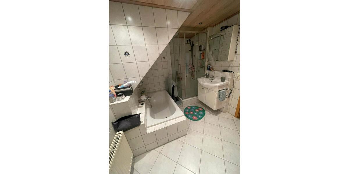 Reihenhaus Schortens - 4 Zimmer, 111 m&sup2;, 1.060&euro; | Angebot:26314755