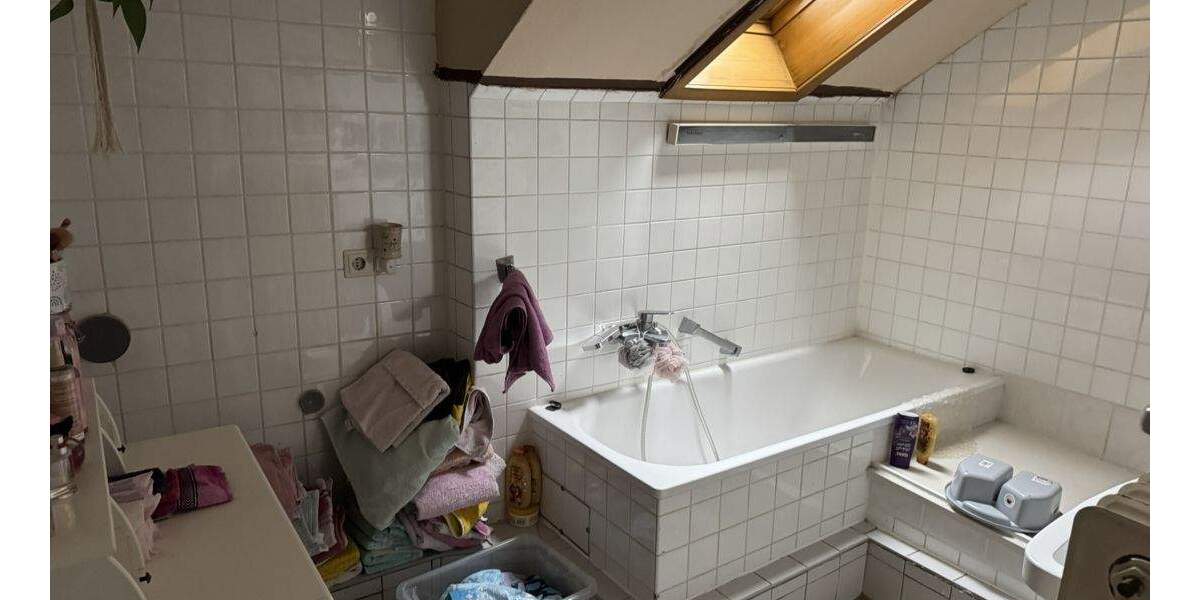 Einfamilienhaus Burg (Dithmarschen) - 6 Zimmer, 105 m&sup2;, 179.000&euro; | Angebot:25247551