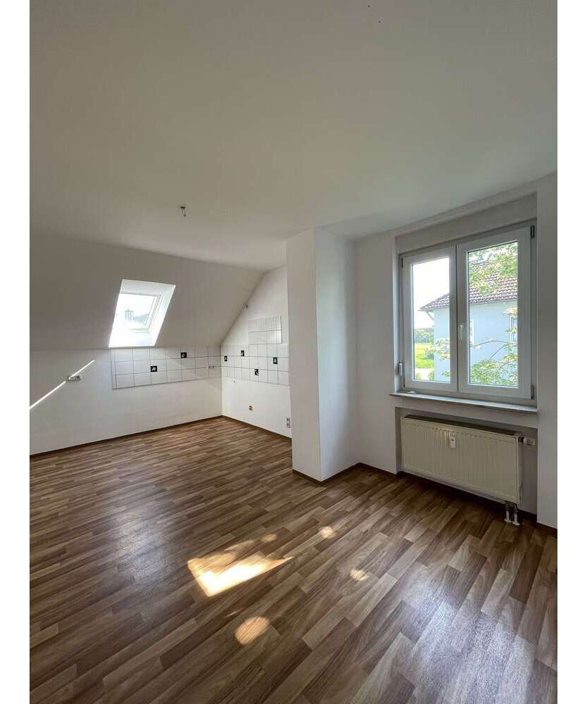 Wohnung zum Mieten in Roßtal 517,04 € 64.63 m²