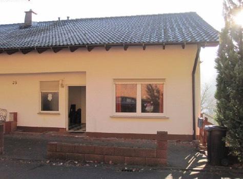 Etagenwohnung Herrstein - 4 Zimmer, 140 m&sup2;, 1.050&euro; | Angebot:26387171