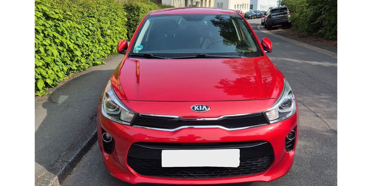 Kia Rio 62.000 km 10.600 &euro; Lüdenscheid 58515